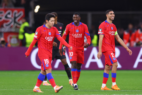 PSG 무슨 심보인가, “이강인 EPL 못가”→재계약 준비... 주전 아니어도 일단 잡고 본다 PSG 무슨 심보인가, “이강인 EPL 못가”→재계약 준비... 주전 아니어도 일단 잡고 본다
